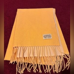 UNDERSON REGISTERED EST 2023 GOLDEN YELLOW WRAP SCARF ACRYLIC NWOT